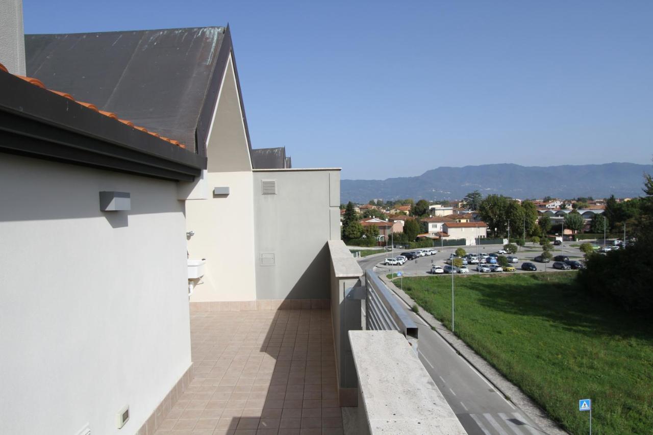 Ferienwohnung Attico Arrighi Lucca Exterior foto